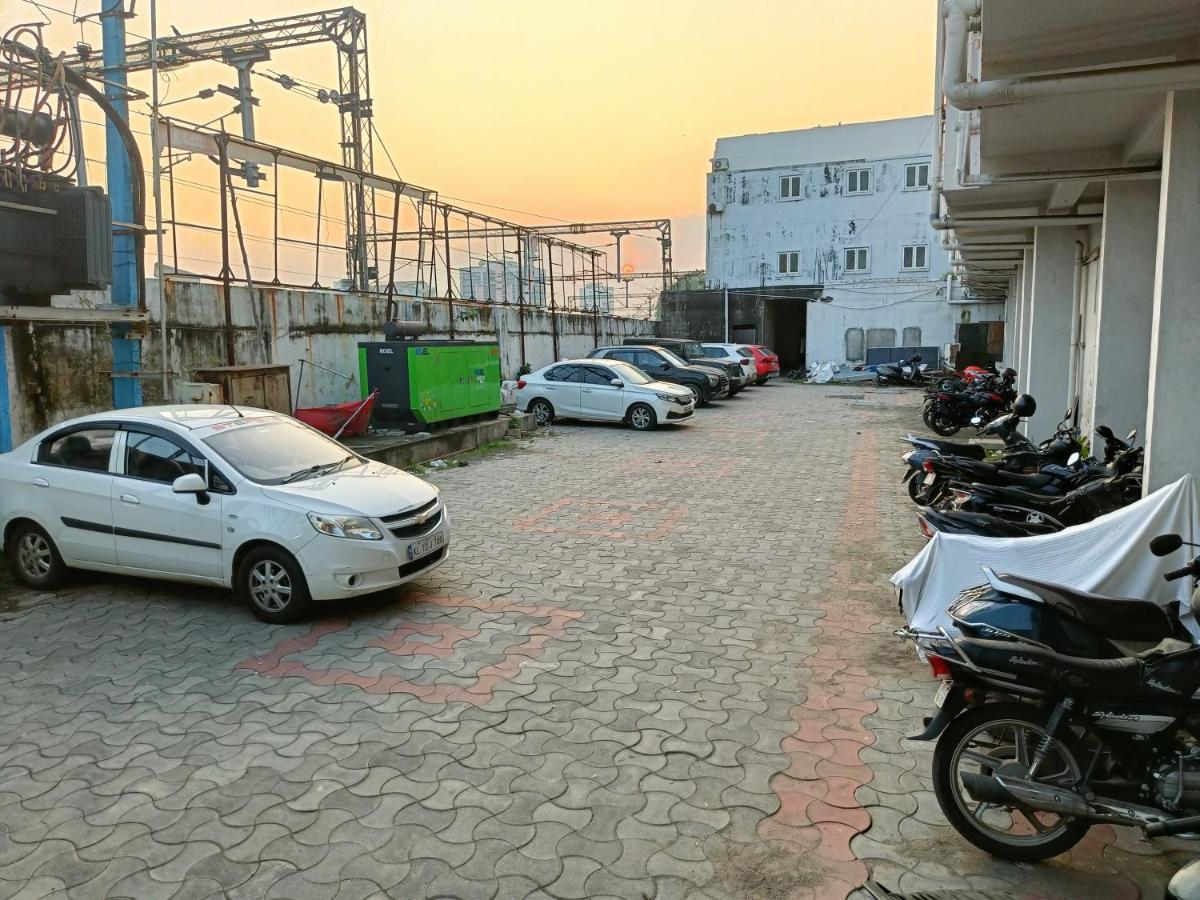 Emarald Hotels & Resorts Chennai