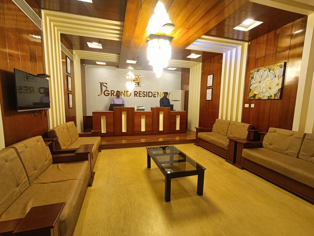 Emarald Hotels & Resorts 2* Chennai